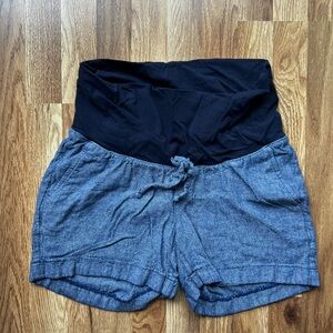 Women’s Maternity Linen Blend Shorts - Over the Tummy